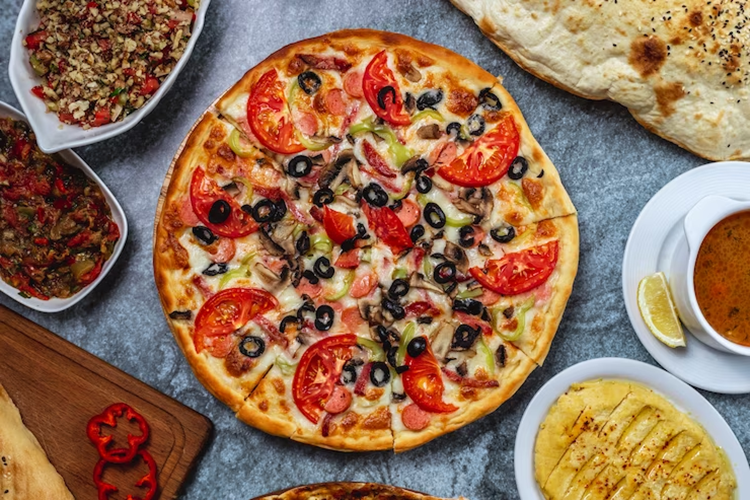 Şarabın Yanında Hangi Pizza Gider?