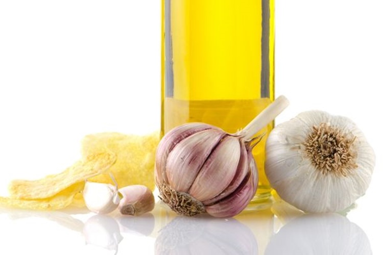 Sarımsak Ve Zeytinyağı Sakal Çıkarır Mı?