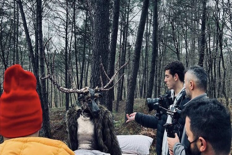 Sarp Şardan Ve Burcu Özberk Nasıl Tanıştı?
