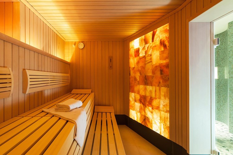 Sauna Cildi Beyazlatır Mı?