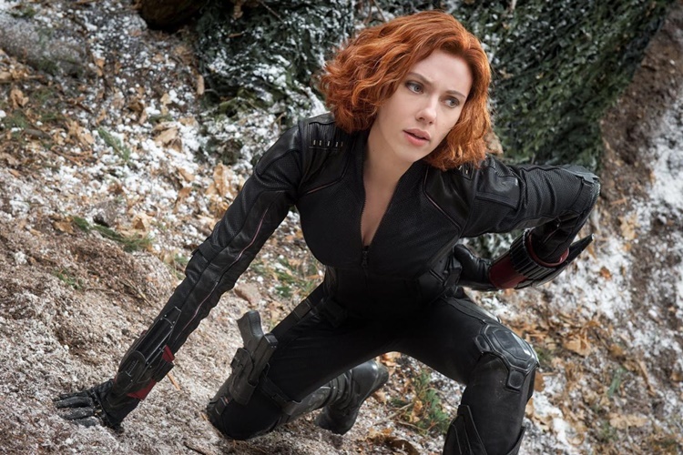 Scarlett Johansson Estetikli Mi?
