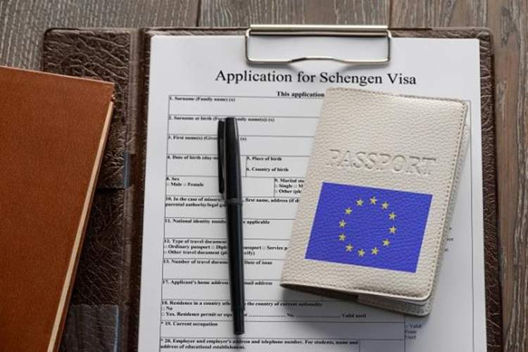Schengen Vizesi Ne Kadar Sürede Çıkar?