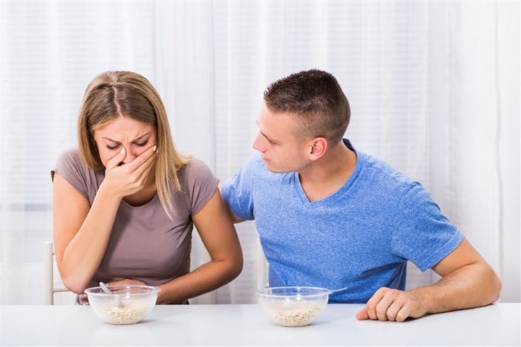 Şeker Düşmesi Mide Bulantısı Yapar Mı?