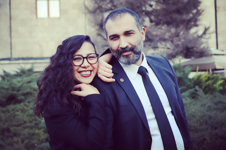 Sera Kadıgil Hangi Üniversiteden Mezun?