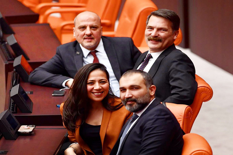 Sera Kadıgil Nerenin Milletvekili?