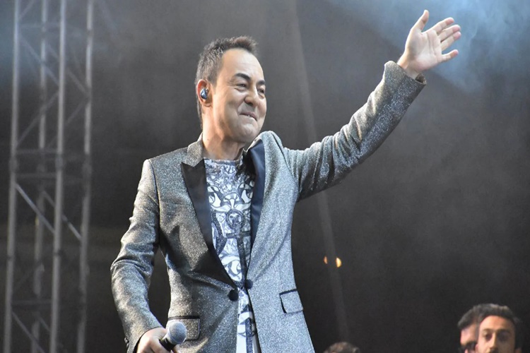 Serdar Ortaç Dansçıları Kimlerdir?