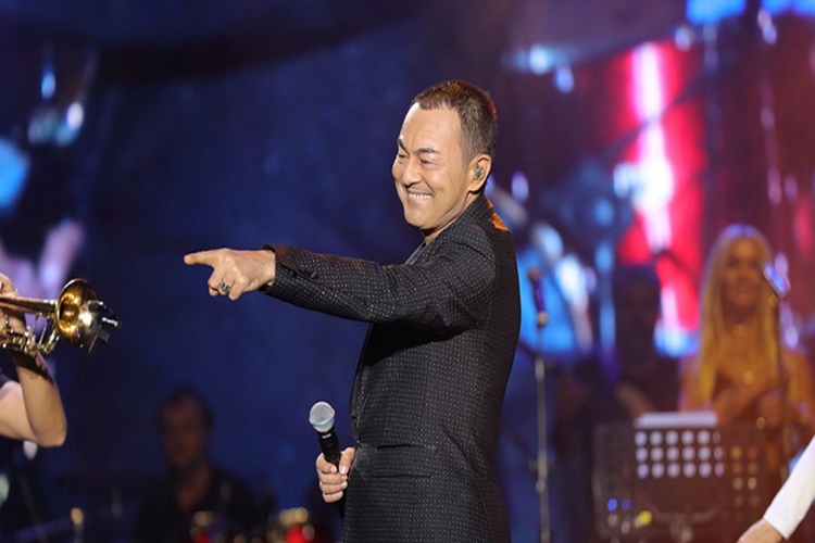 Serdar Ortaç’ın Eski Eşi Kimdir?