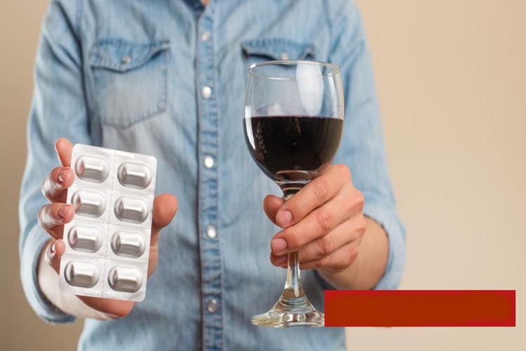 Seroquel 100 Mg Alkolle Alınır Mı?