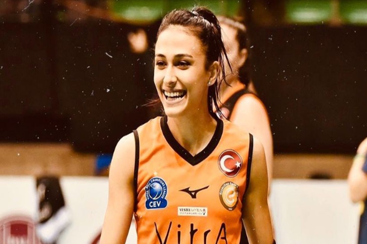 Simge Aköz Ne Kadar Kazanıyor?