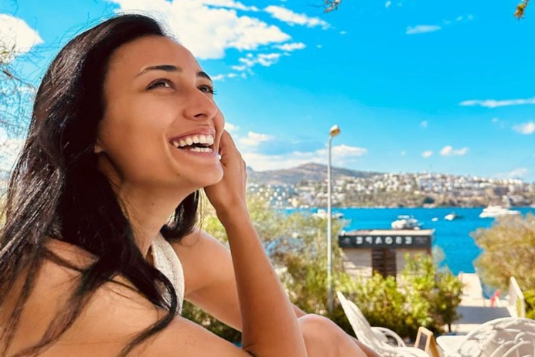 Simge Aköz'ün Çocuğu Var Mı?