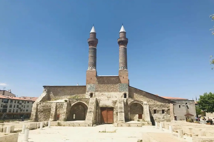 Sivas Yıldızeli 2023 Nüfusu Kaçtır?