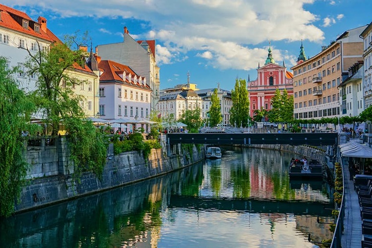 Slovenya Dini İnancı Nedir? - Güncel Oku