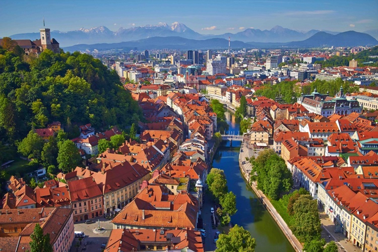 Slovenya Vizesi İçin Gerekli Evraklar Nelerdir?