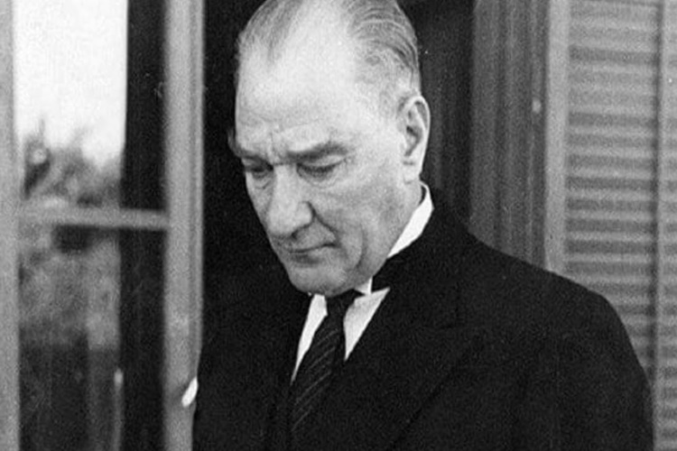 Sofya Atatürk İçin Neden Önemliydi?