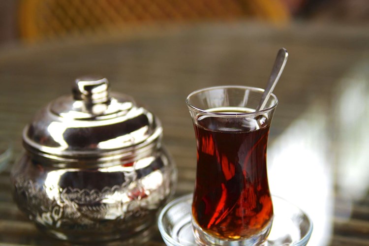 Soğuk Suyla Çay Demlenir Mi?