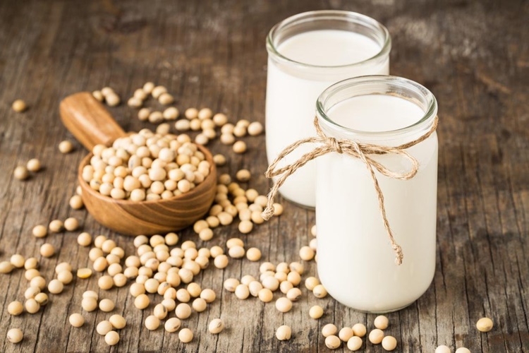 Soya Sütü Anne Sütünü Artırır Mı?