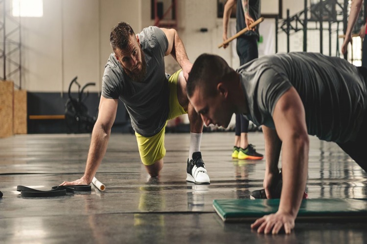 Spor Yaparken Dalak Şişmesi Nasıl Geçer?