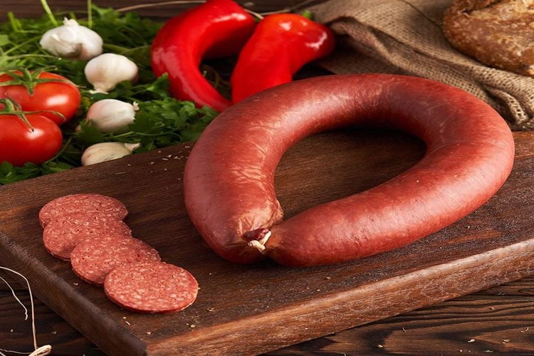 Sucuğun Tadı Neden Ekşi Olur?