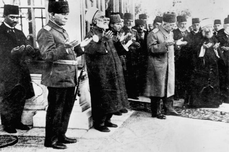 Sultan Vahdettin Kaç Yaşında Öldü?