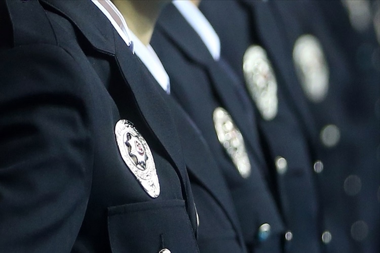 Suriyeliler Polis Olacak Mı?
