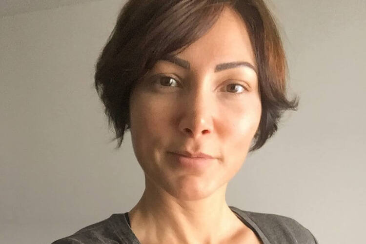 Survivor Ayşıl Evli Mi?