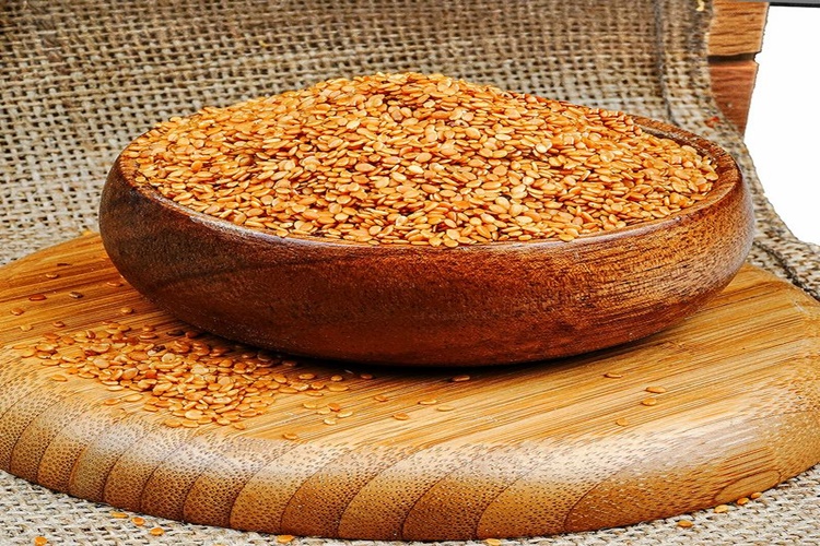 Susam Kedilere Zararlı Mı?