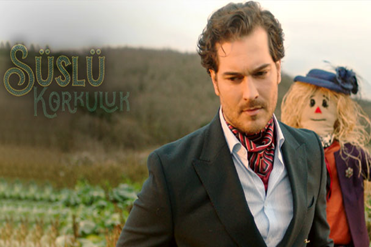 Süslü Korkuluk Konusu Nedir?