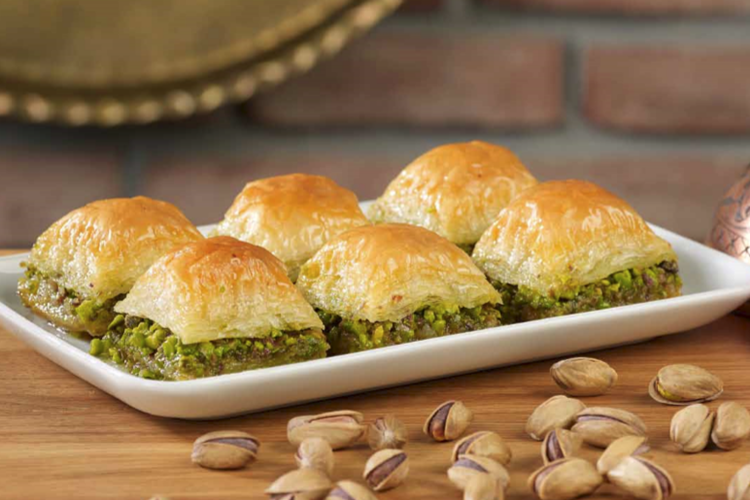 Sütsüz Baklava Olur Mu?