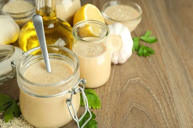 Tahin Yağı Kirpik Uzatır Mı? 