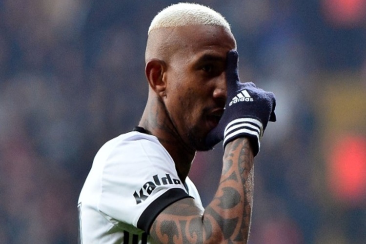 Talisca Hangi Takımda Oynamıştır?