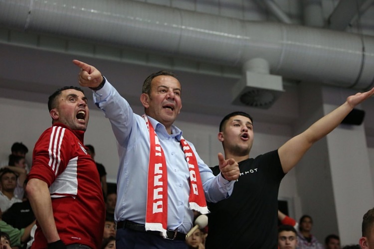 Tanju Özcan Hangi Partiden?
