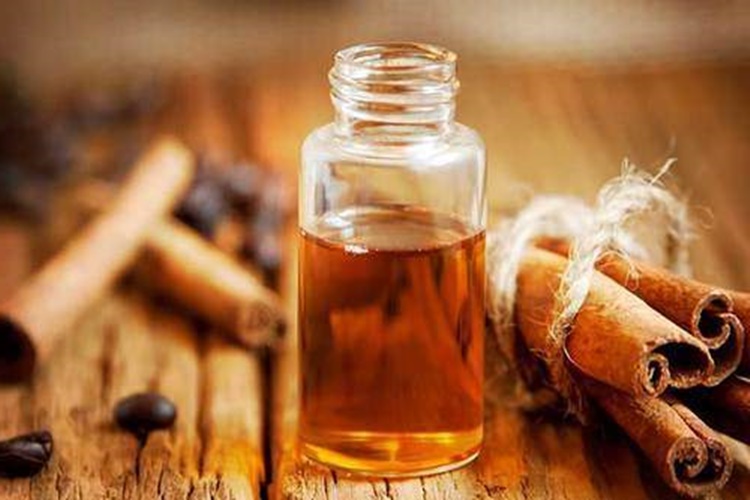 Tarçın Yağı Cilde Faydaları Nelerdir?