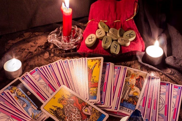 Tarotun Astroloji İle Bir İlgisi Var Mıdır?