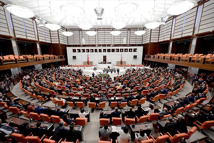 TBMM Başkanlık Divanı Kaç Kişiden Oluşur?
