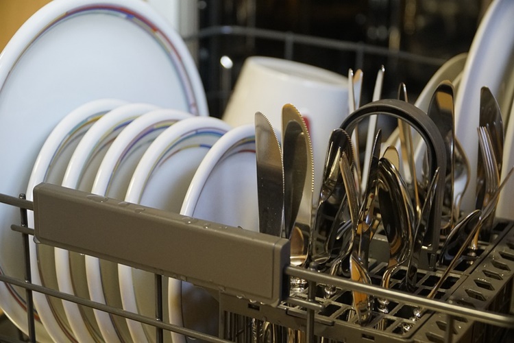 Tefal Tava Bulaşık Makinesinde Yıkanır Mı?