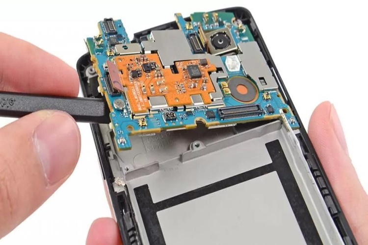 Telefon Anakart Arızası Neden Olur?