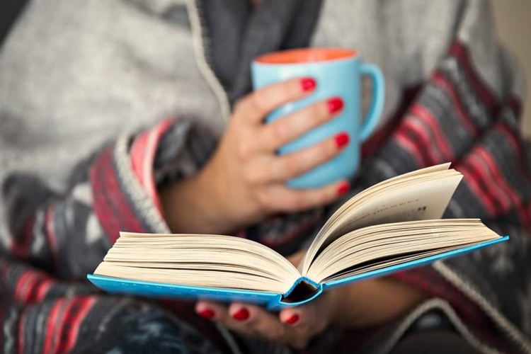 Telefondan Kitap Okumak Faydalı Mı?