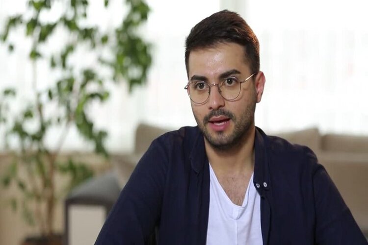 Kadir Ezildi Kimdir?
