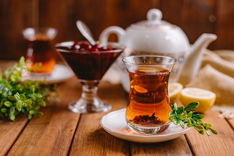 Tereyağı İle Çay Olur Mu?