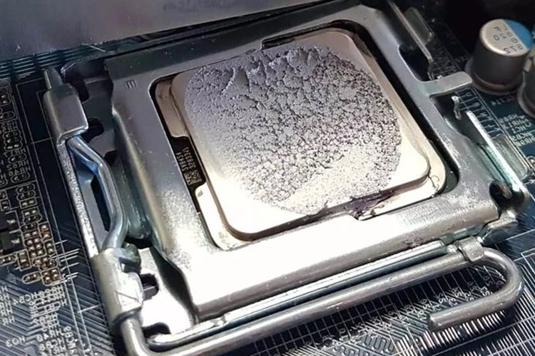Termal Macun Garantiyi Bozar Mı?