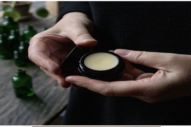 The Balm Ürünleri Bitkisel Mi?