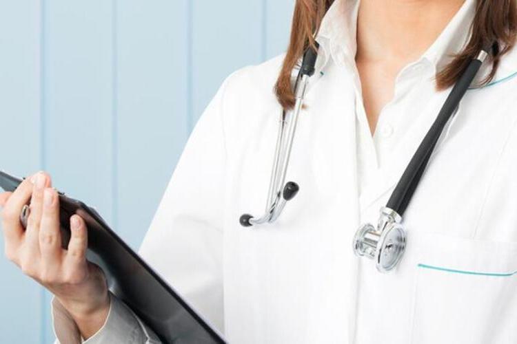 Tıp Bayramında Doktorlar Çalışıyor Mu?