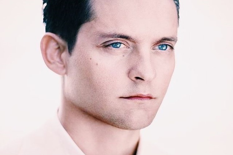 Tobey Meguire Boyu Kaçtır?