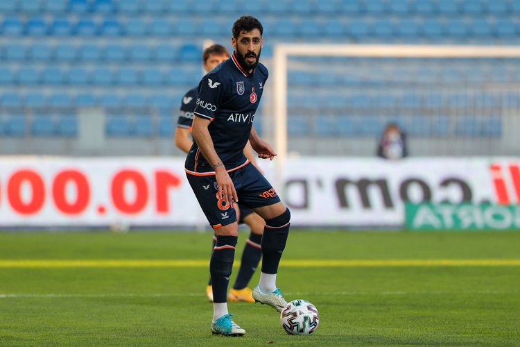 Tolga Ciğerci Hangi Takımlarda Oynadı?