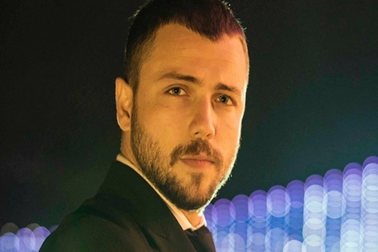 Tolga Sarıtaş Gerçek Mesleği Nedir?