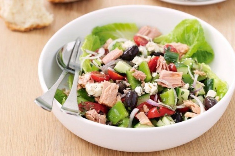 Ton Balıklı Salata Diyette Yenir Mi?