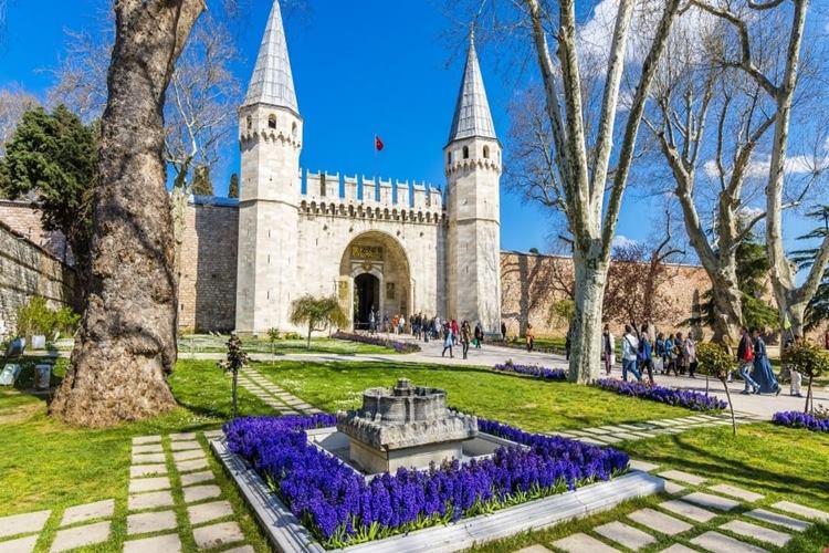 Topkapı Sarayı Hangi Saatler Açık?