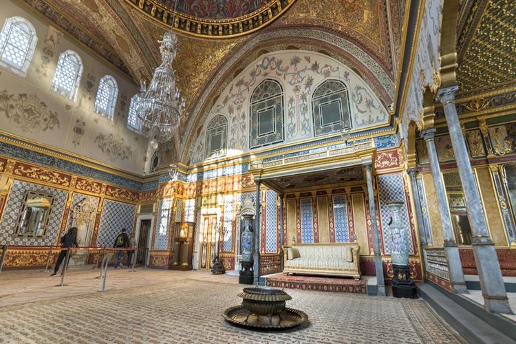 Topkapı Sarayı İçinde Fotoğraf Çekmek Yasak Mı?