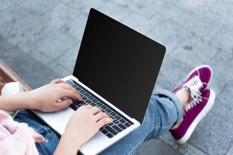Toshiba Bilgisayara Nasıl Oyun İndirilir?