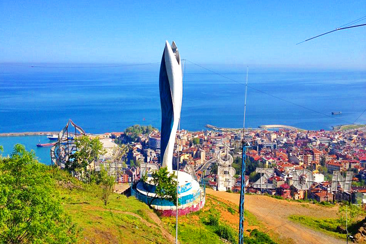 Trabzon Araklı’nın 2023 Nüfusu Kaçtır?